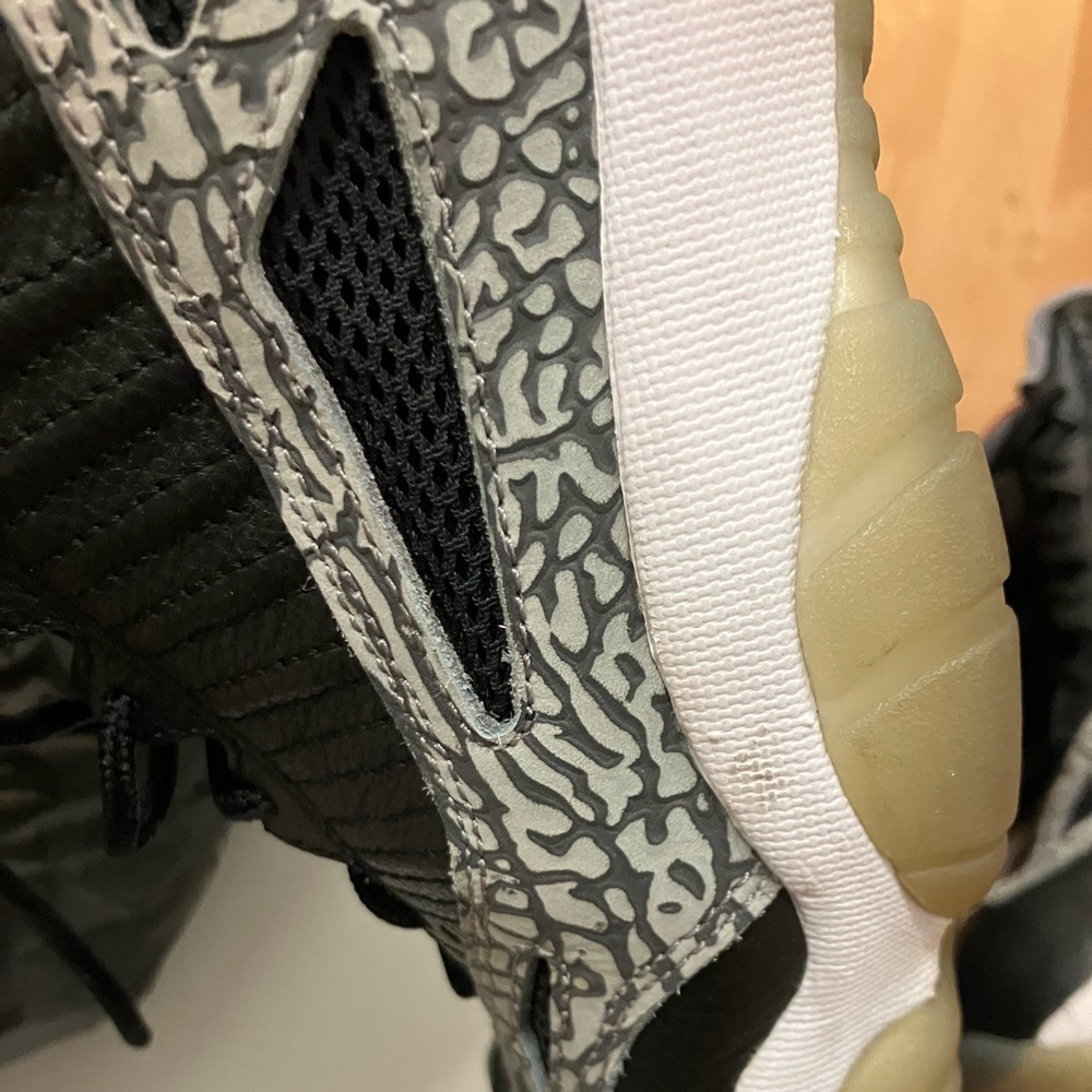 Used worn 2 times like brand new